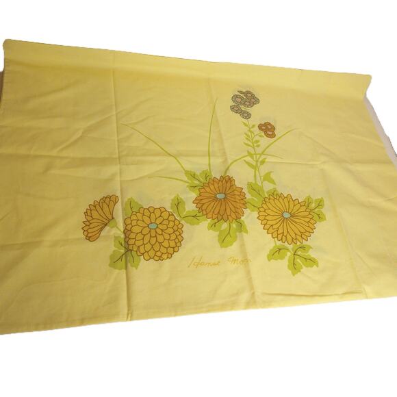 Vintage Hanae Mori Yellow Zinnia Standard Pillowcases Set of 2 READ - Picture 1 of 11